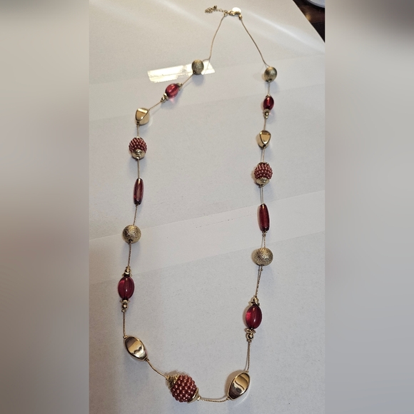 Necklace with Gold and Rust color beads and matching earrings - Picture 3 of 7